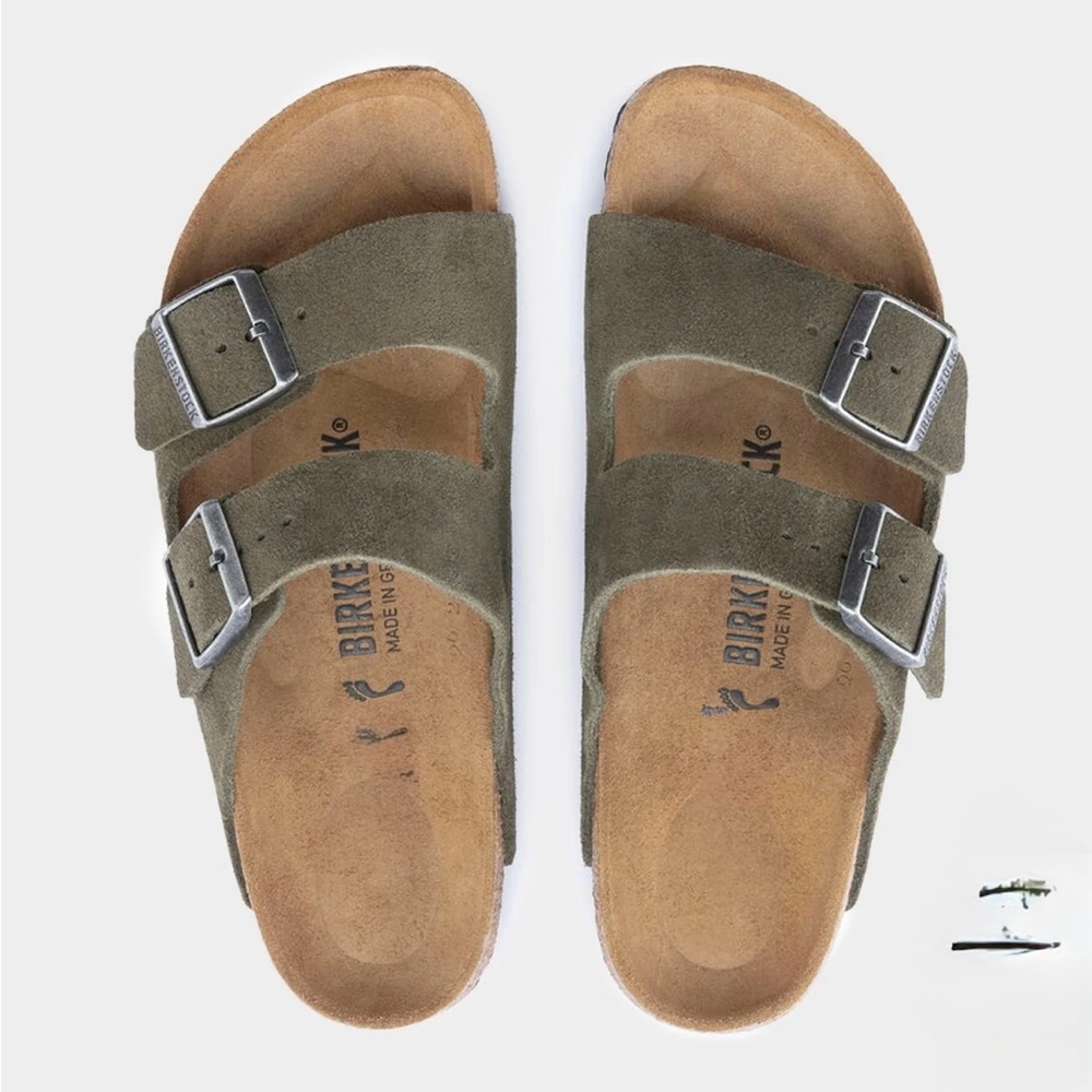 Birkenstock Men’s Arizona Sandals in Thyme Suede